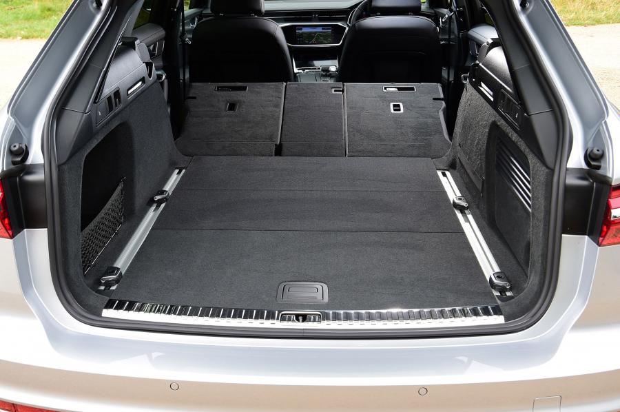 Багажник Audi A6 45 TDI Allroad Quattro (C8) 2019 года  (UK) (фото 14 из 19)